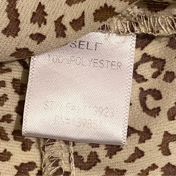 ODDY Animal Print Embroidered Neckline Ruffles Flowy Size M Tunic - Picture 9 of 13